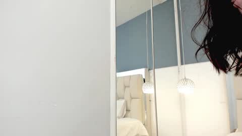 Snapshot of violetahayes chatting on December 7, 2024, 6:32 am Violeta online show from December 7, 2024, 6:32 am