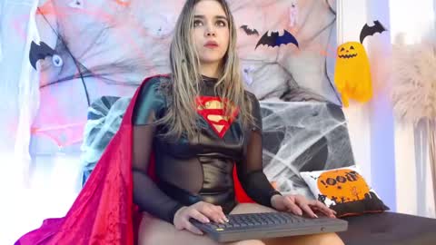 Violeta online show from October 7, 2025, 11:40 am