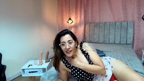 VIOLETA online show from January 13, 2025, 6:38 pm