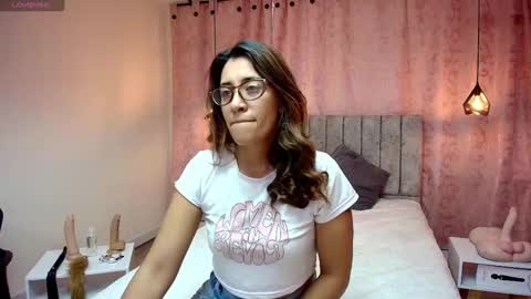 VIOLETA online show from February 28, 2025, 12:42 pm