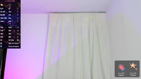 Snapshot of violetasotter chatting on February 21, 2025, 12:17 pm Violeta online show from February 21, 2025, 12:17 pm