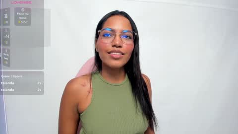 Snapshot of violeth__passionate chatting on February 4, 2025, 7:22 pm VIOLETA online show from February 4, 2025, 7:22 pm