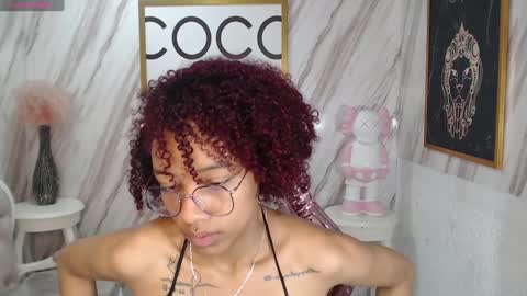 violeth_b online show from December 26, 2024, 6:43 pm