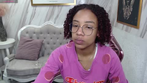 violeth_b online show from January 20, 2025, 12:39 pm