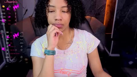 violeth_b online show from November 27, 2025, 12:51 pm