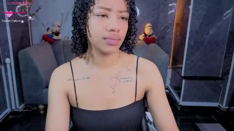 Snapshot of violeth_b chatting on May 6, 2026, 1:16 pm violeth_b online show from May 6, 2026, 1:16 pm