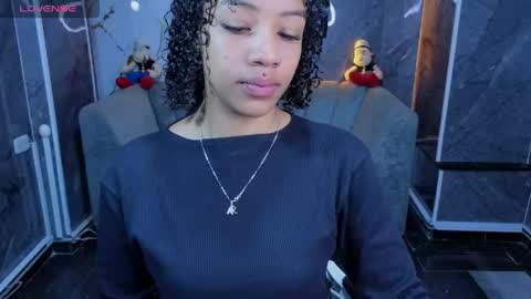 Snapshot of violeth_b chatting on May 16, 2026, 1:21 pm violeth_b online show from May 16, 2026, 1:21 pm