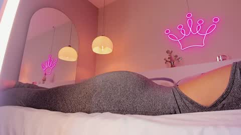 Violeth Hill online show from December 31, 2024, 10:23 pm