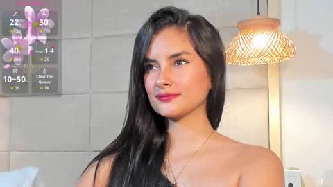 violeth online show from October 14, 2025, 6:52 pm