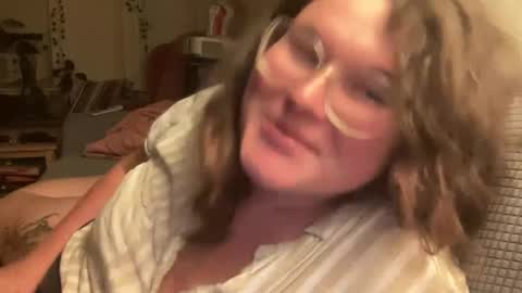 violetlyhappy online show from September 9, 2025, 11:59 pm