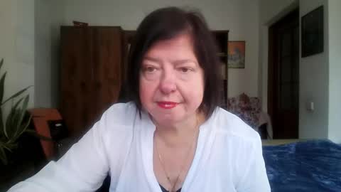 violetpulse online show from November 21, 2025, 9:30 am