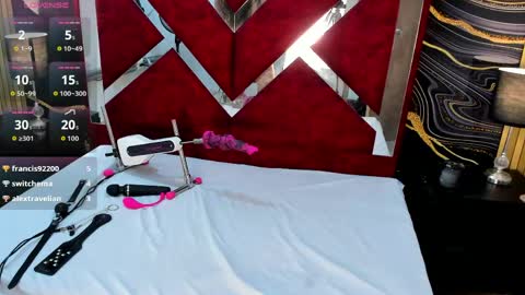 Violet Rose online show from June 6, 2026, 7:57 am