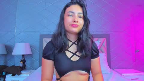 Violet Rousse online show from February 4, 2026, 5:30 pm