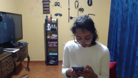 Violet777  online show from November 4, 2025, 11:48 pm