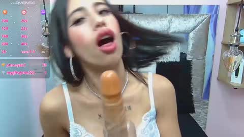 Violeta froz online show from February 12, 2025, 7:24 pm