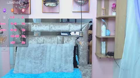 Violeta froz online show from March 3, 2025, 4:14 pm