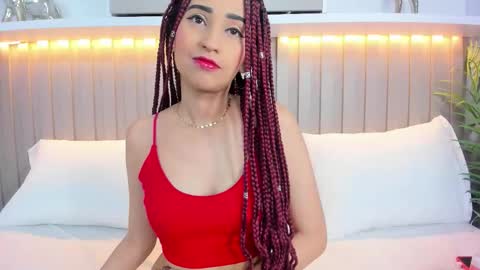 Violett  online show from October 14, 2025, 8:09 pm