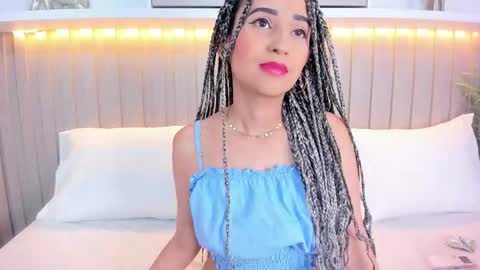 Violett  online show from November 7, 2025, 9:15 pm