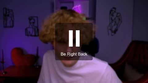 Snapshot of violett_shy chatting on March 11, 2025, 10:07 am violett_shy online show from March 11, 2025, 10:07 am