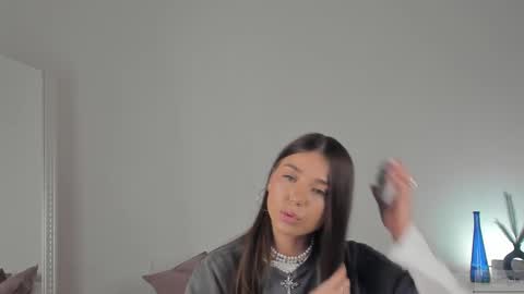 violetta_finch online show from February 10, 2025, 10:20 am