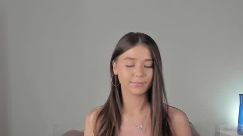 violetta_finch online show from February 15, 2025, 4:34 pm
