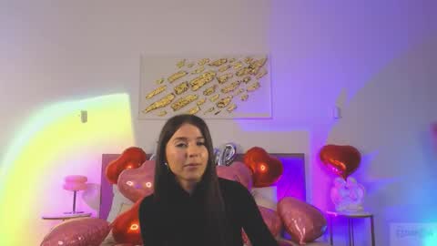 Snapshot of violetta_finch chatting on February 14, 2026, 10:23 am violetta_finch online show from February 14, 2026, 10:23 am