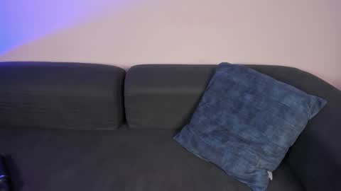 violetta independent model online show from February 2, 2026, 5:50 am