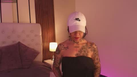 violettaalemida online show from January 13, 2026, 1:05 pm