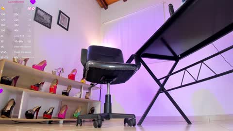 CALL ME TATIANA online show from February 8, 2025, 8:21 pm