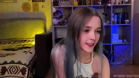 Vi  Best on my Fansly  online show from January 6, 2026, 5:16 pm