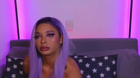 Snapshot of violettgrey_ chatting on March 8, 2025, 1:06 am Violet online show from March 8, 2025, 1:06 am