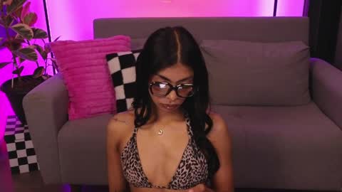 Violet online show from April 12, 2026, 2:49 am