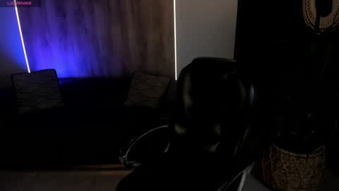 Violett  online show from January 12, 2025, 11:07 am