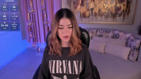 Violett  online show from January 14, 2025, 10:02 pm