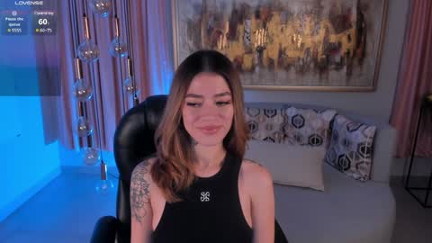 Violett  online show from January 18, 2025, 3:53 am