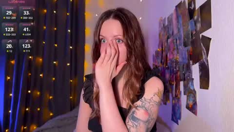 Snapshot of violettmo0n chatting on May 20, 2026, 10:05 pm Next stream 1522026 400 GMT 3 online show from May 20, 2026, 10:05 pm