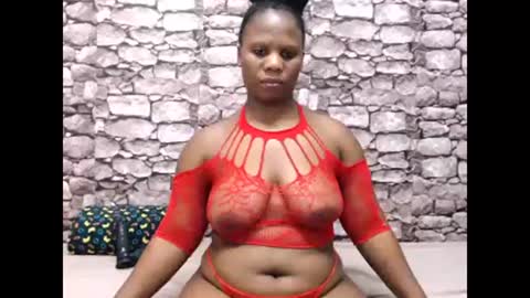 Snapshot of violettx699 chatting on December 8, 2024, 5:33 pm violettx699 online show from December 8, 2024, 5:33 pm