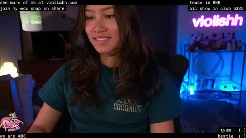 Snapshot of violishh chatting on April 19, 2026, 1:38 am follow me on twitter violishh and ig violishh online show from April 19, 2026, 1:38 am