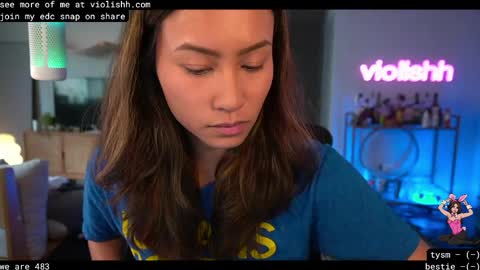 Snapshot of violishh chatting on April 27, 2026, 9:35 pm follow me on twitter violishh and ig violishh online show from April 27, 2026, 9:35 pm