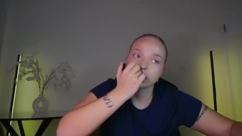 Violla online show from September 26, 2025, 9:02 am