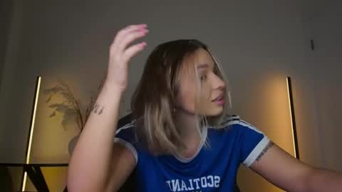 Violla online show from November 24, 2025, 8:25 am