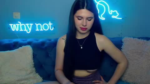 viollinalv online show from April 6, 2026, 4:46 am