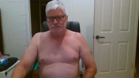 viper654321 online show from December 1, 2025, 7:35 am