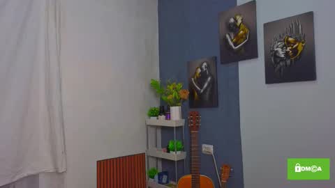 viper_rr online show from October 19, 2025, 4:07 pm