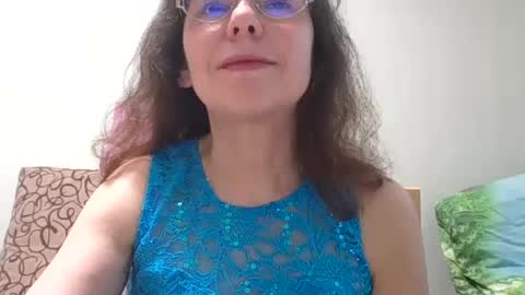 Snapshot of viptarullah chatting on June 19, 2026, 6:01 pm ViptarullAh online show from June 19, 2026, 6:01 pm