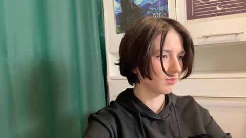 Snapshot of vireiax chatting on January 7, 2026, 7:49 pm Vireia online show from January 7, 2026, 7:49 pm