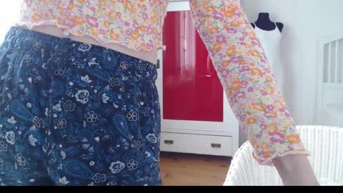 Visceratio online show from March 9, 2025, 2:10 pm