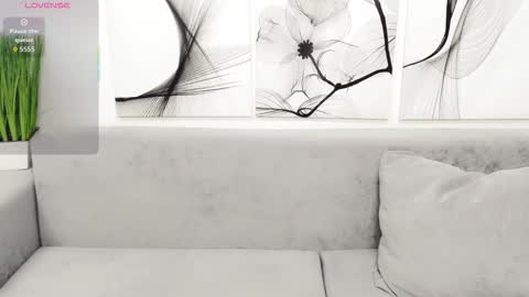 Snapshot of vita_flowen chatting on November 28, 2025, 7:11 am Vita online show from November 28, 2025, 7:11 am