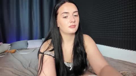 Vita online show from October 13, 2025, 3:45 pm