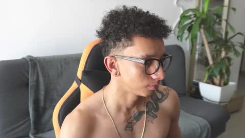 VITO BENZ online show from November 29, 2025, 2:20 pm